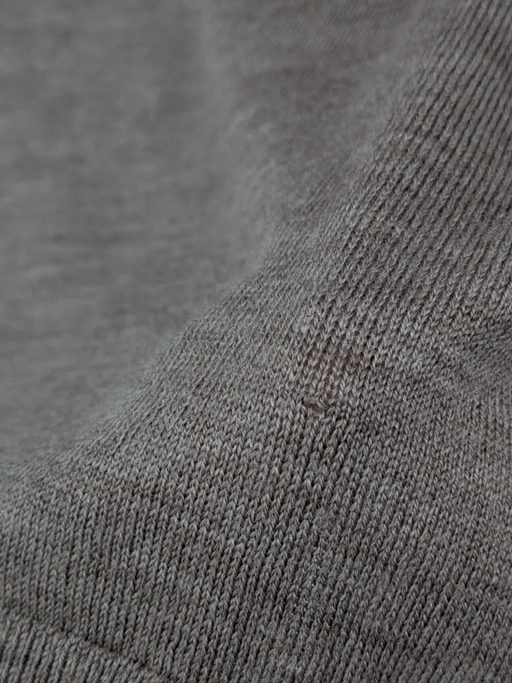 Banana Republic Merino Wool V Neck Sweater Minimalist Neutral Office‎ Men Large